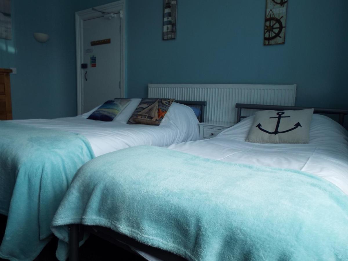 Captain'S Quarters Hotel Саутпорт Екстериор снимка
