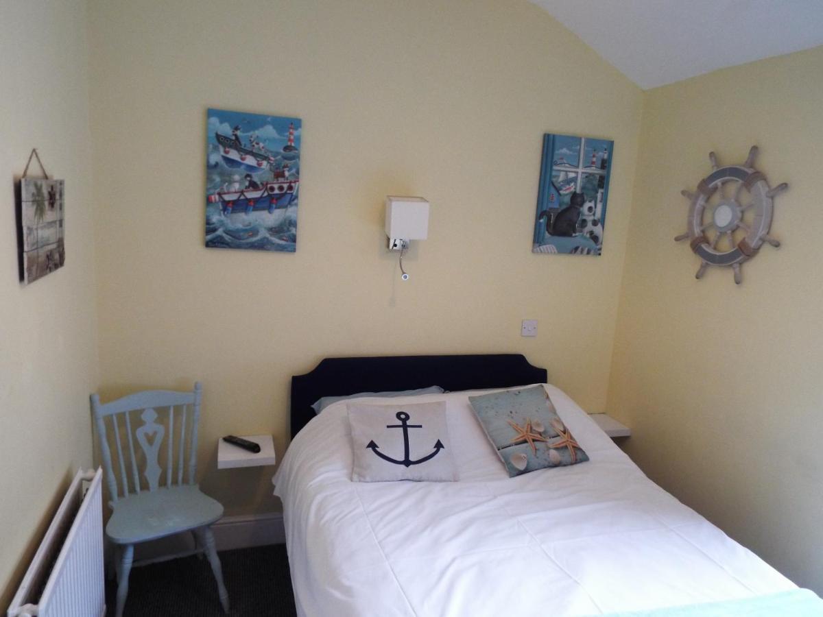 Captain'S Quarters Hotel Саутпорт Екстериор снимка
