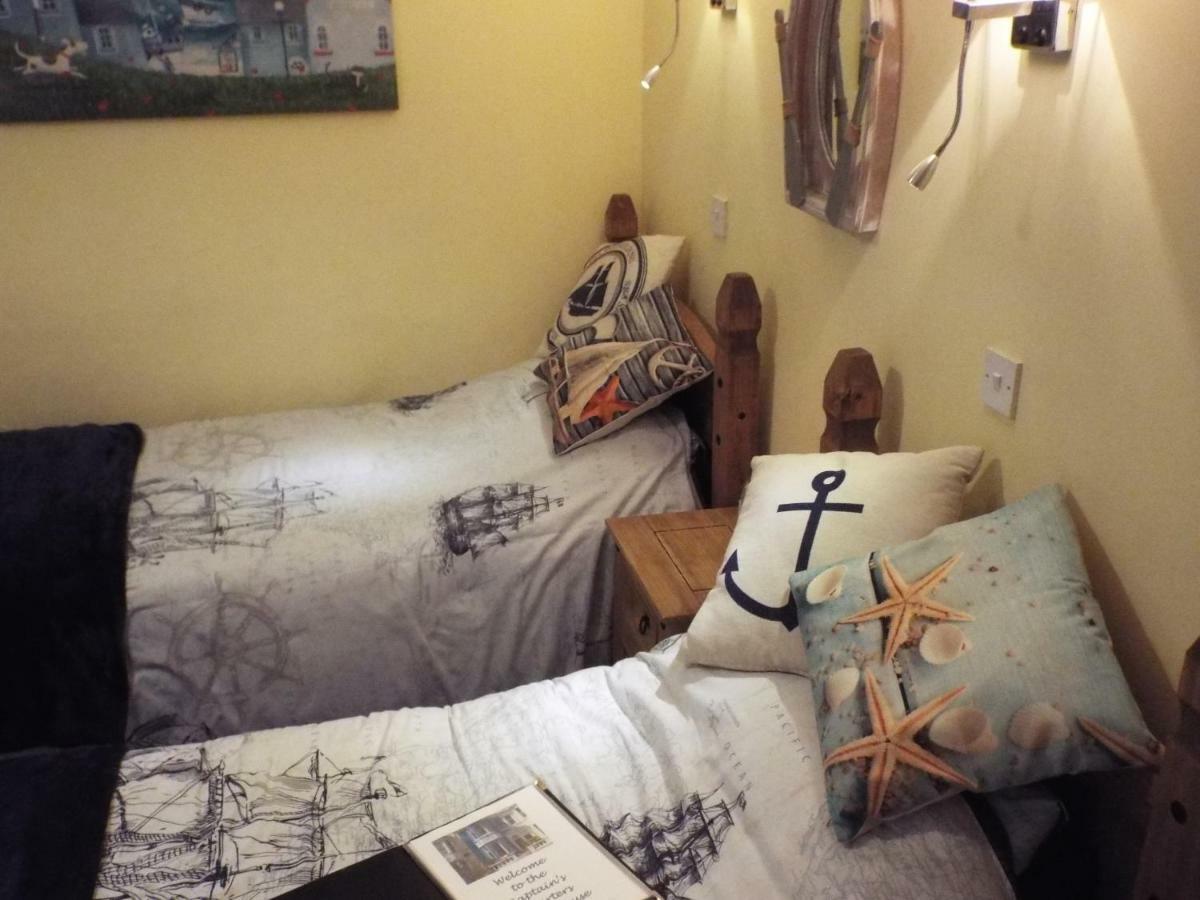 Captain'S Quarters Hotel Саутпорт Екстериор снимка